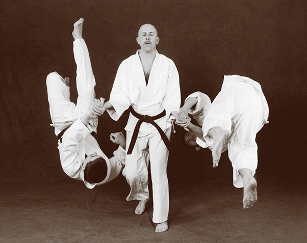 Hapkido photos of Master Marc Tedeschi performing Hapkido techniques